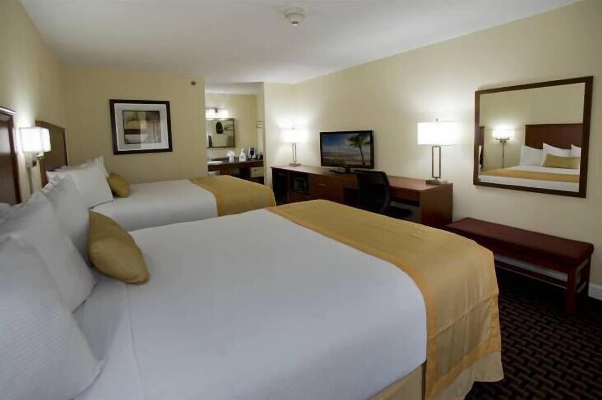 Days Inn By Wyndham Port Charlotte Town Center Экстерьер фото
