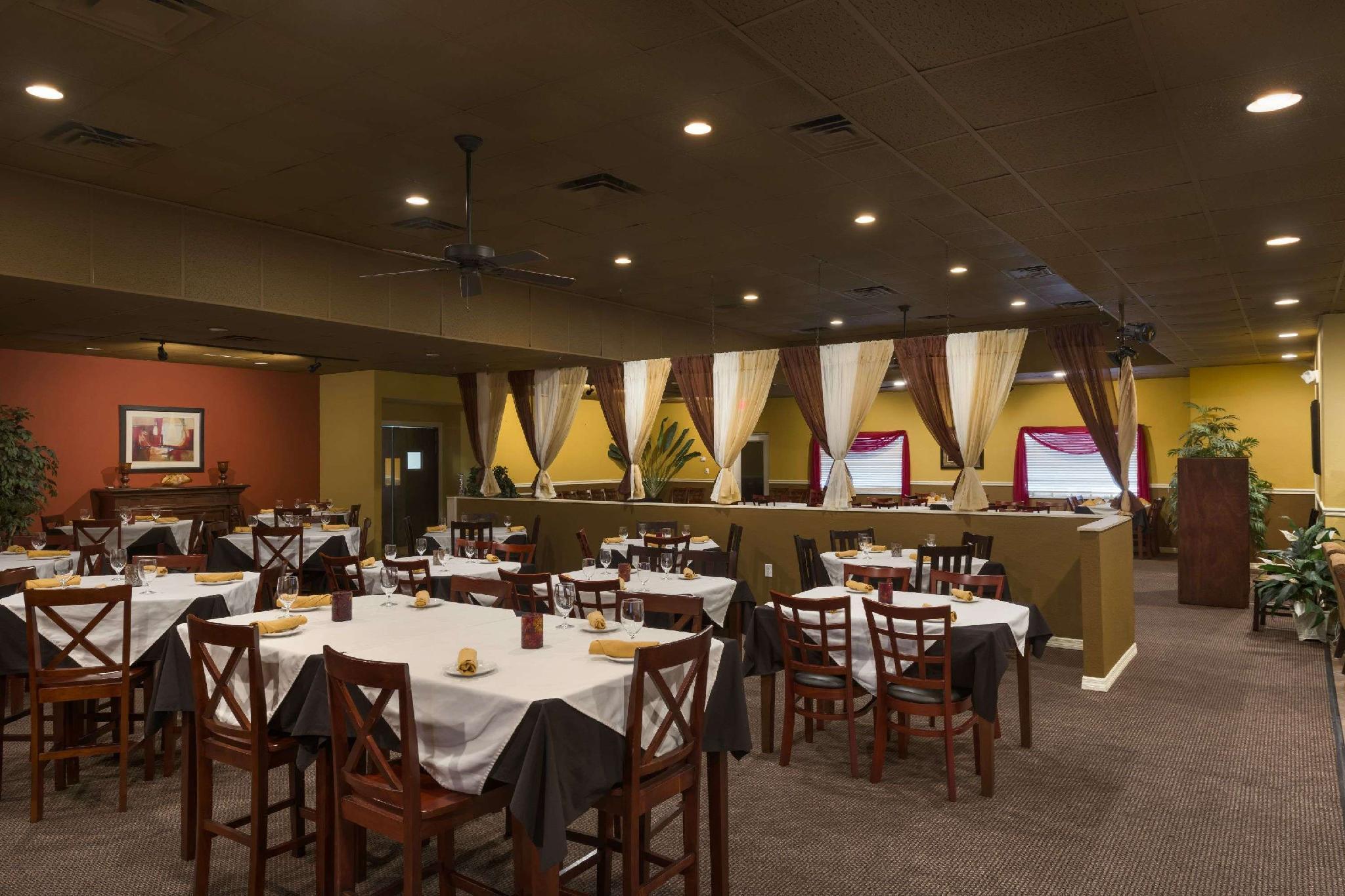 Days Inn By Wyndham Port Charlotte Town Center Экстерьер фото