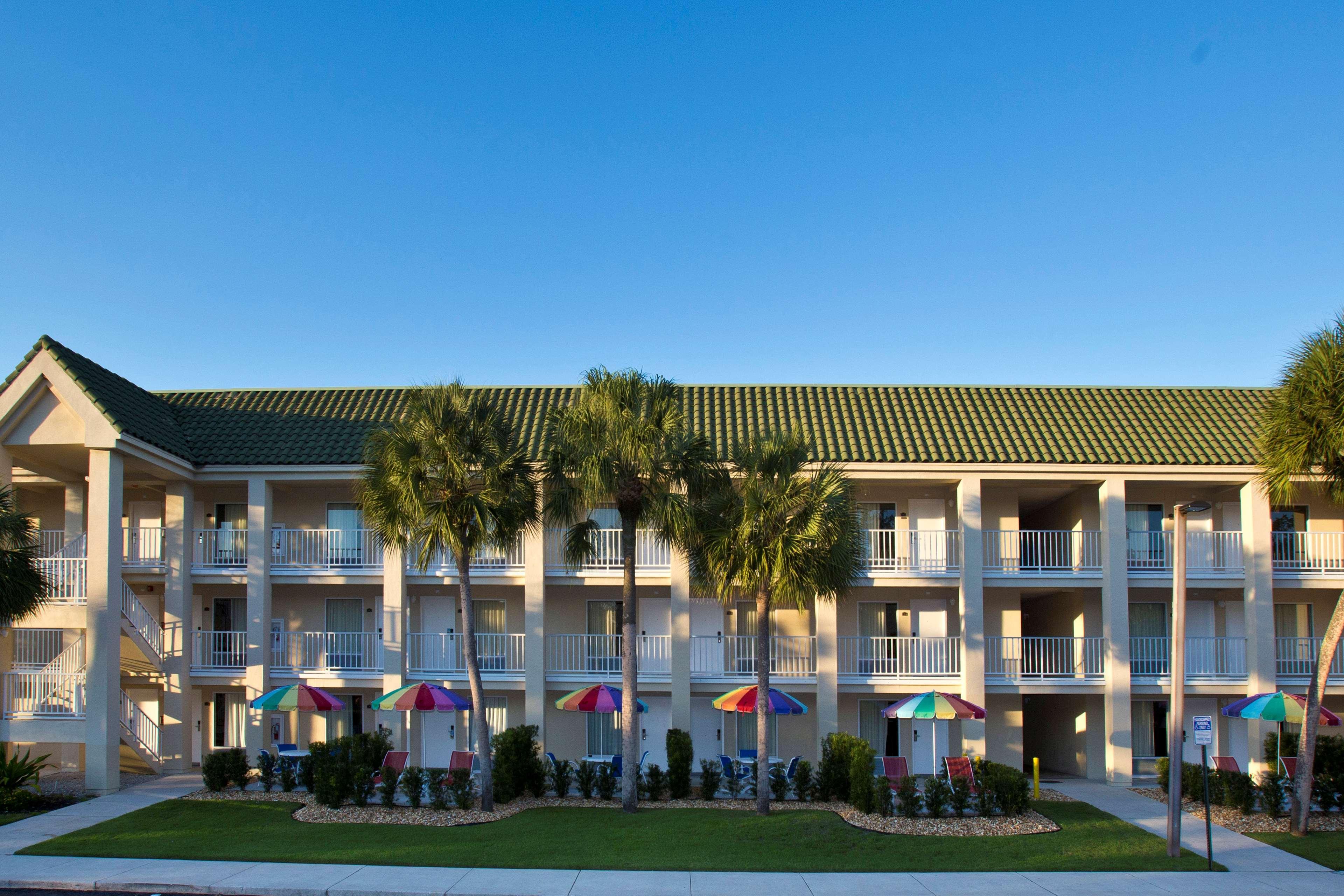 Days Inn By Wyndham Port Charlotte Town Center Экстерьер фото