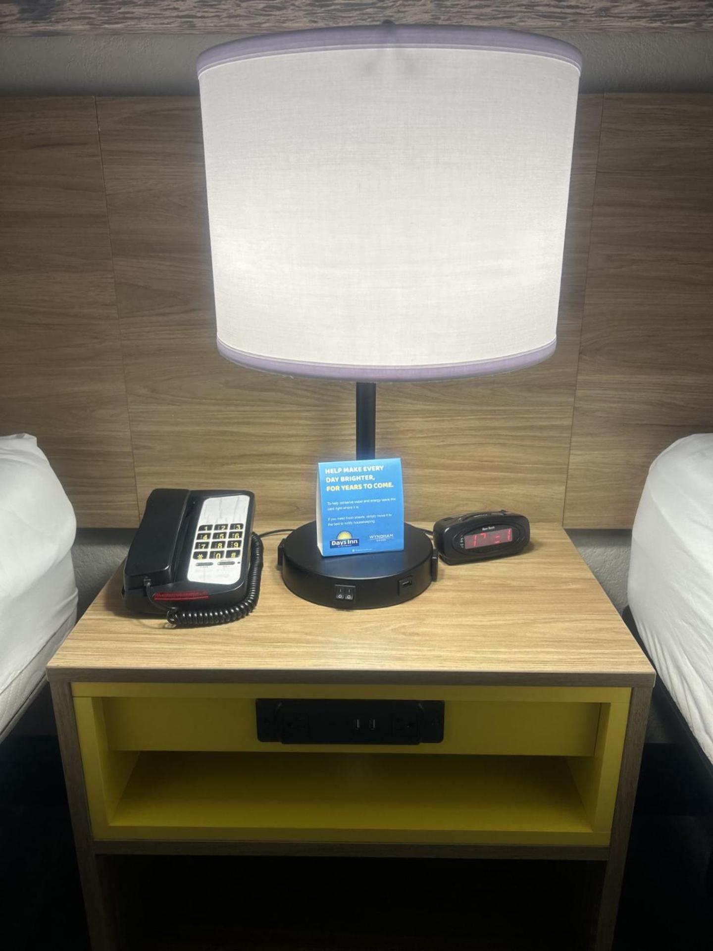 Days Inn By Wyndham Port Charlotte Town Center Экстерьер фото