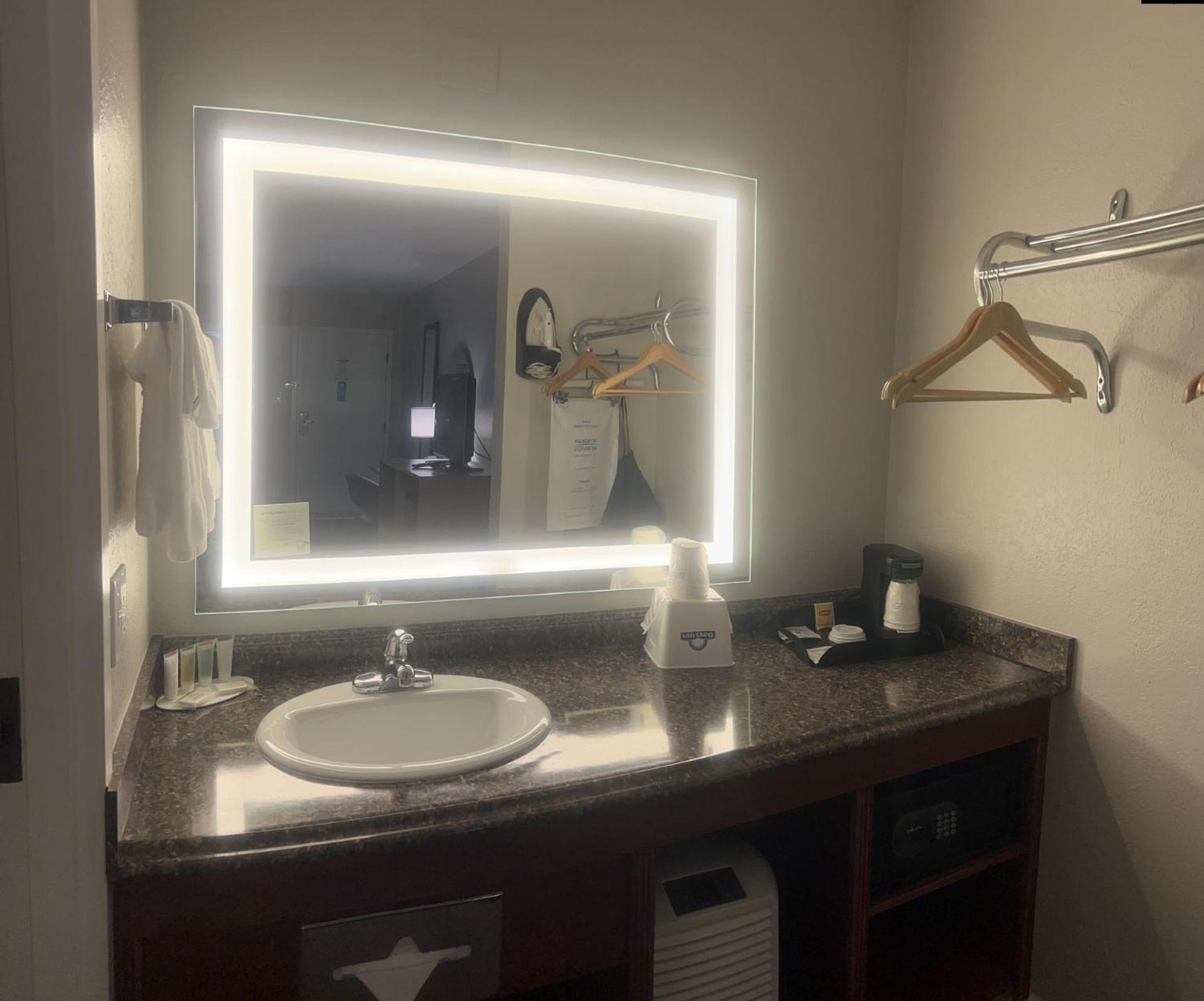 Days Inn By Wyndham Port Charlotte Town Center Экстерьер фото